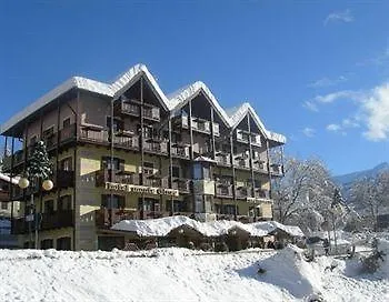 Aparthotel Marisol & - Mezzana Centre