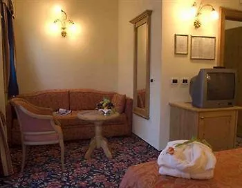 Aparthotel Marisol & - Mezzana Centre Mezzana (Trentino Alto Adige)